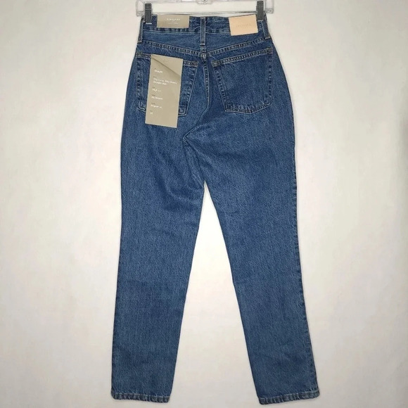 Everlane The Curvy '90s Cheeky Straight Jean - Picture 2 of 9